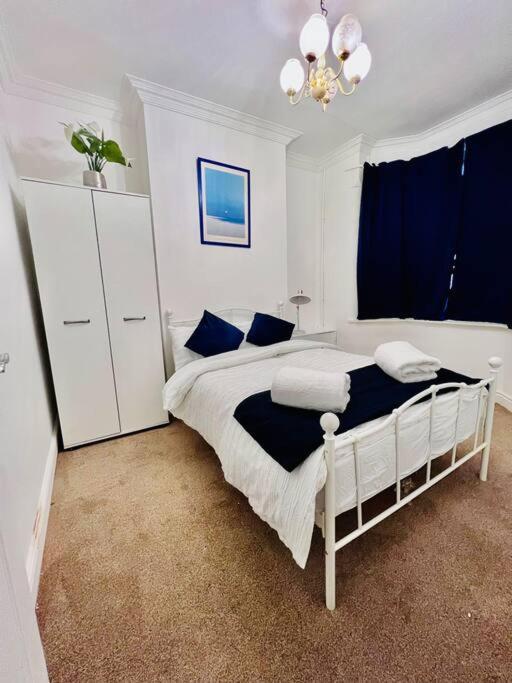 Lovely 3Bed Home Мидлсбро Экстерьер фото