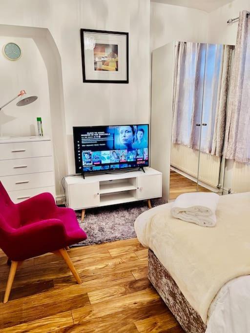 Lovely 3Bed Home Мидлсбро Экстерьер фото