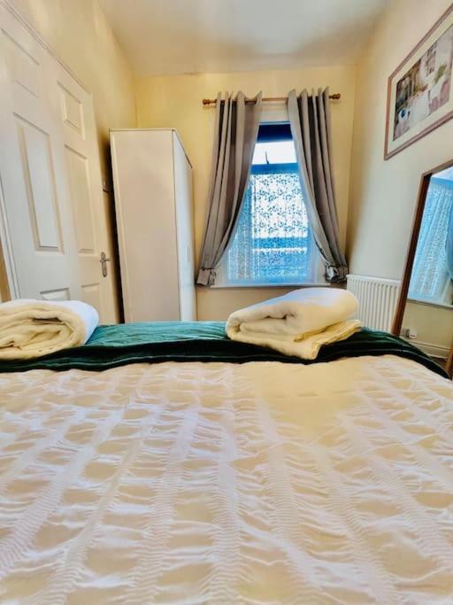 Lovely 3Bed Home Мидлсбро Экстерьер фото
